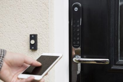 Yale-650-80 Yale-650-80 keyless entry
